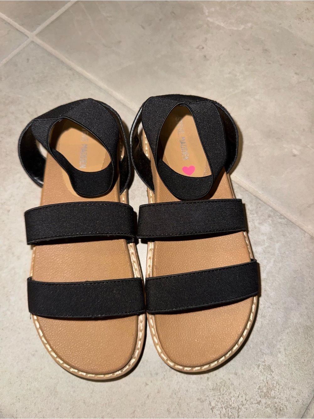 Steve Madden Kids Black Elastic Strap Sandals NWOB